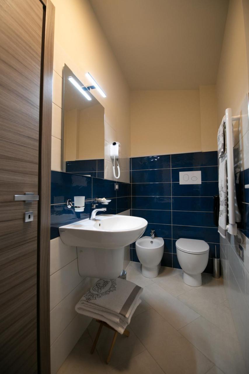 Hotel La Madonnina à Nicosia Extérieur photo