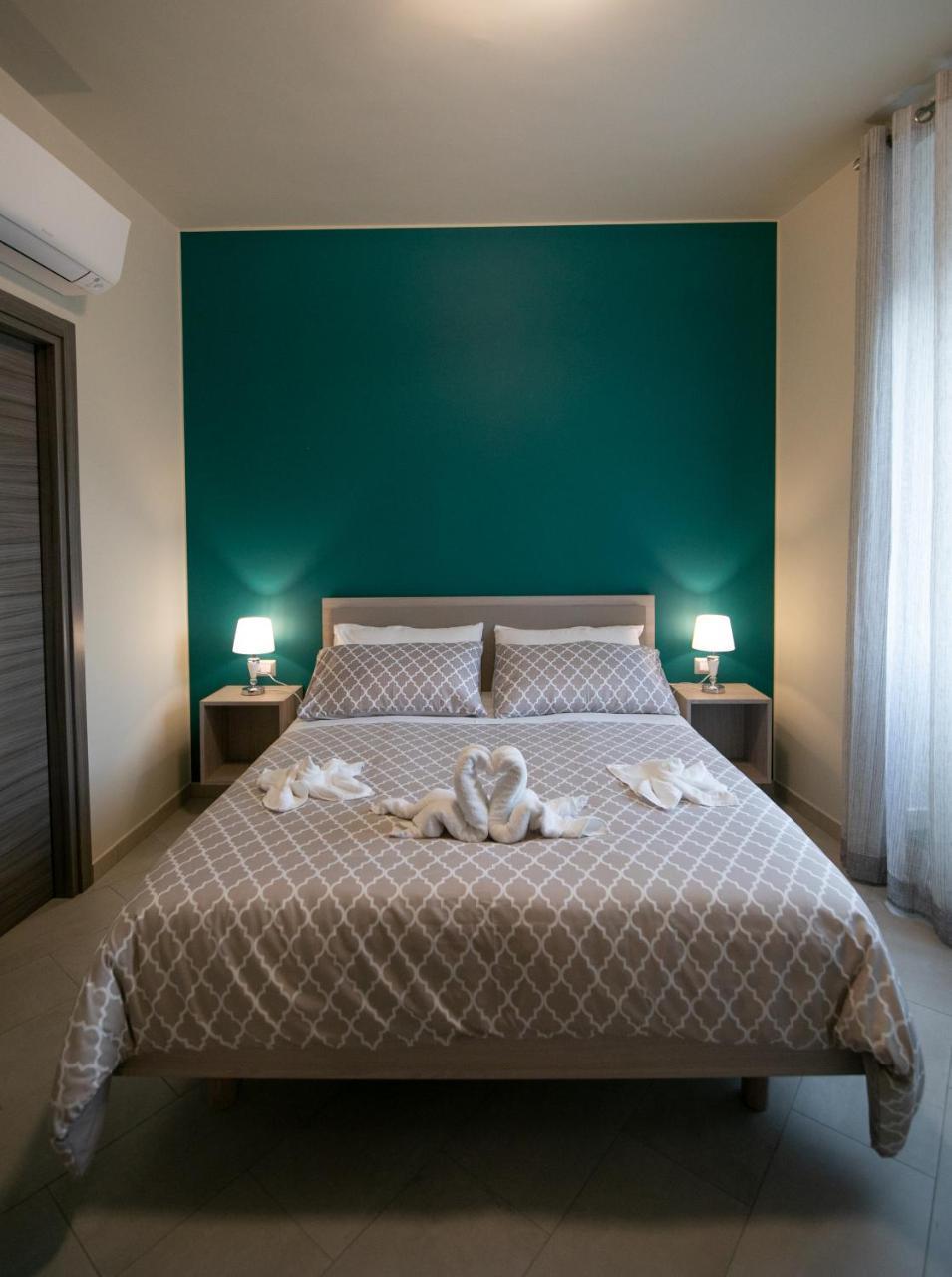 Hotel La Madonnina à Nicosia Extérieur photo